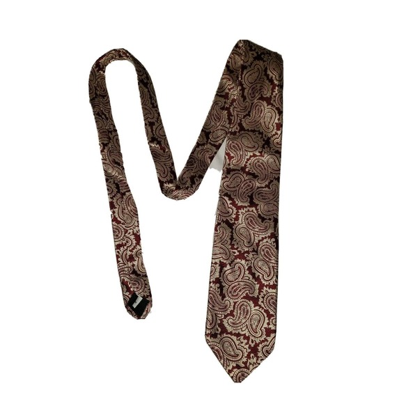Barneys New York Silk Tie Burgundy Gold Paisley Weave Made in Italy‎ - Picture 1 of 7